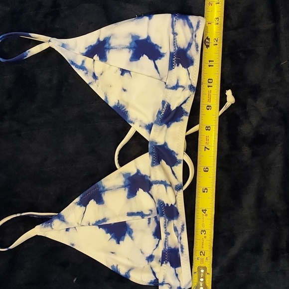 Blue tie die bikini top size S adjustable back - Picture 3 of 7